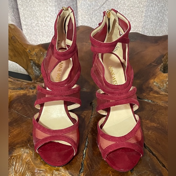 Nine West Suede Heels - Picture 6 of 10